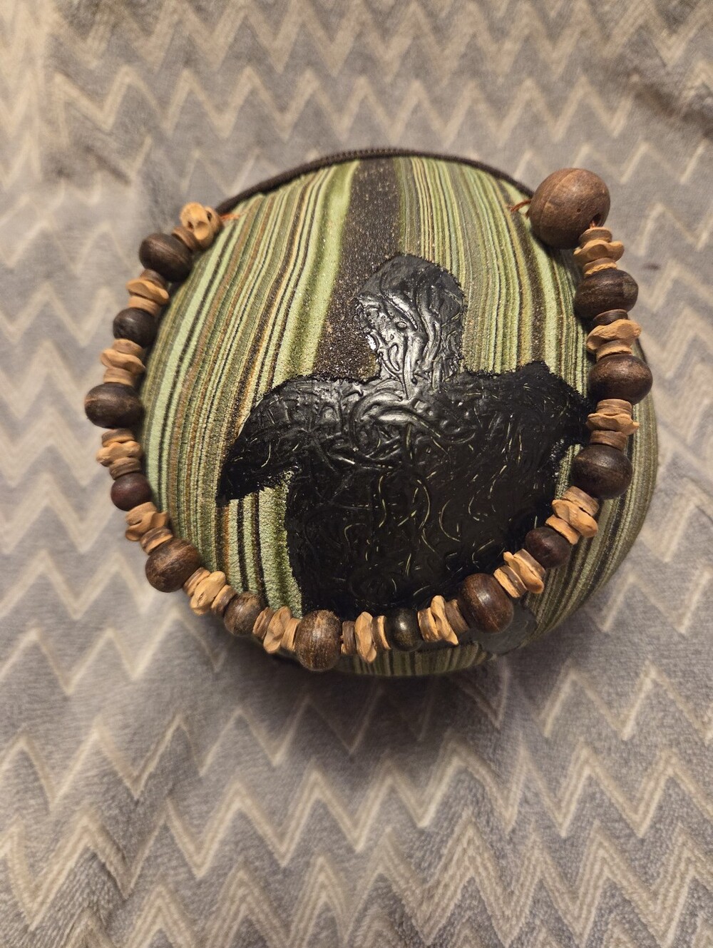 Coconut Shell Purse - Picture 3 of 8